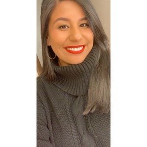 Meet your Posher, Liah